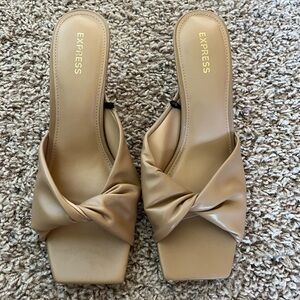 Express Small Stiletto Tan Heels